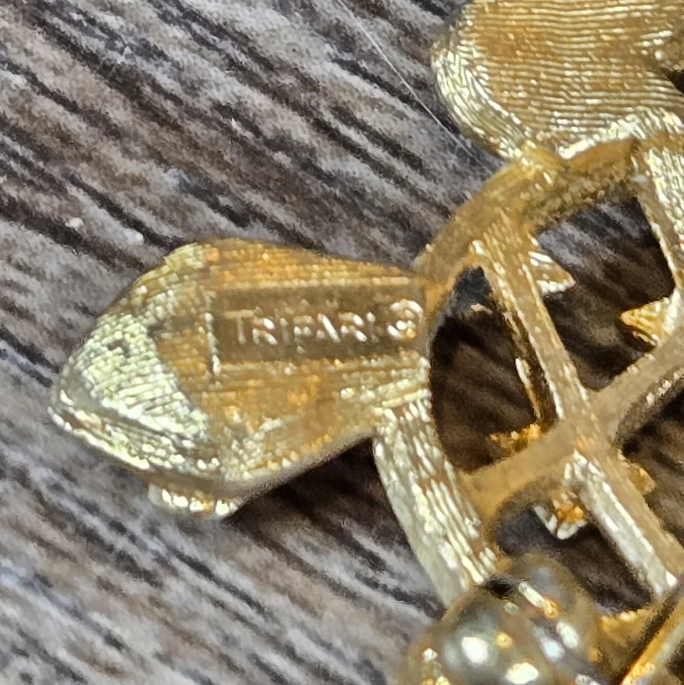 Vintage Estate Trifari Turtle Brooch Pin Gold Tone Latice Pattern Shell Retro - Picture 3 of 10